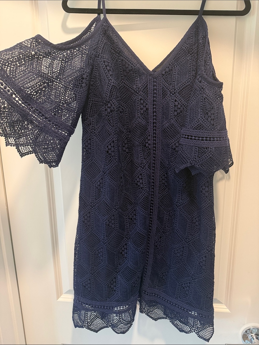Laundry By Shelli Segal Navy Dress with Red Accent Nails